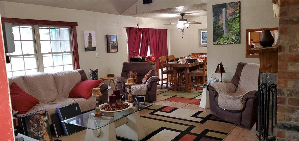 Looking for a Roommate
