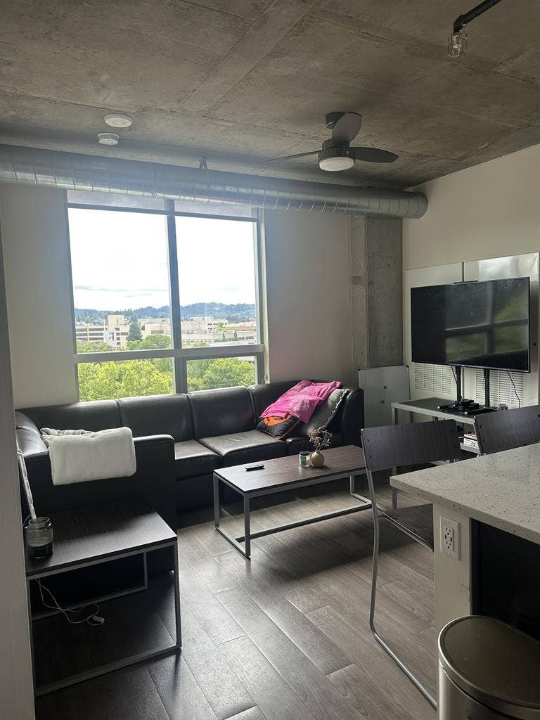 sublet one bedroom apartment