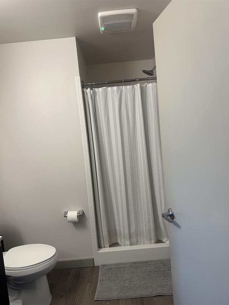 sublet one bedroom apartment
