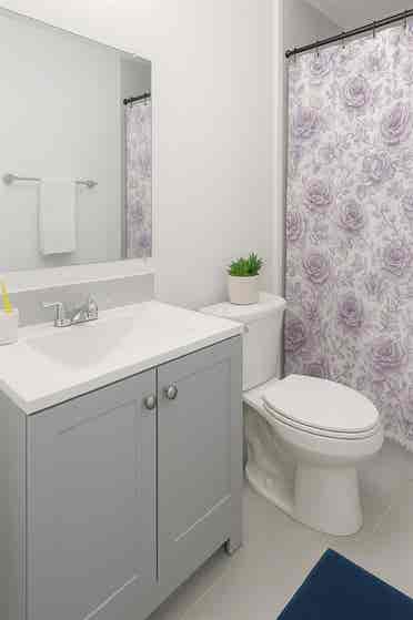 Cozy room for rent in Hollywood, fl