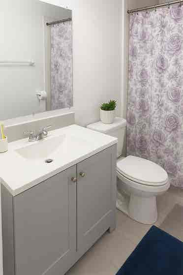 Cozy room for rent in Hollywood, fl