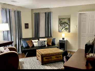 2 Rooms Avail - 
 per mo per room