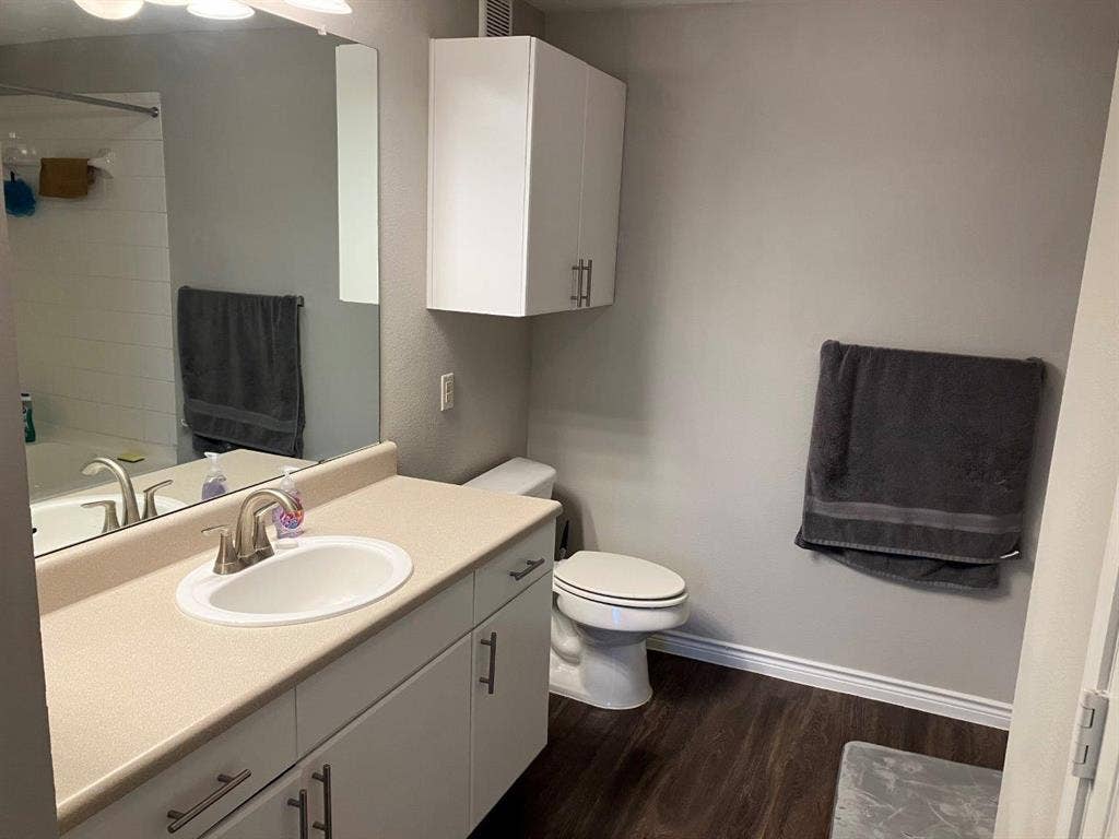 1 bed room