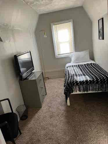 Shared- semi private small space