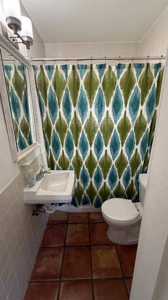 Fully Furnished Studio