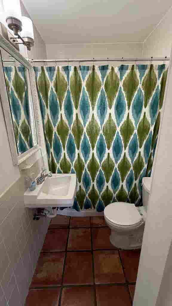 Fully Furnished Studio