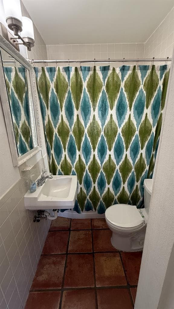 Fully Furnished Studio
