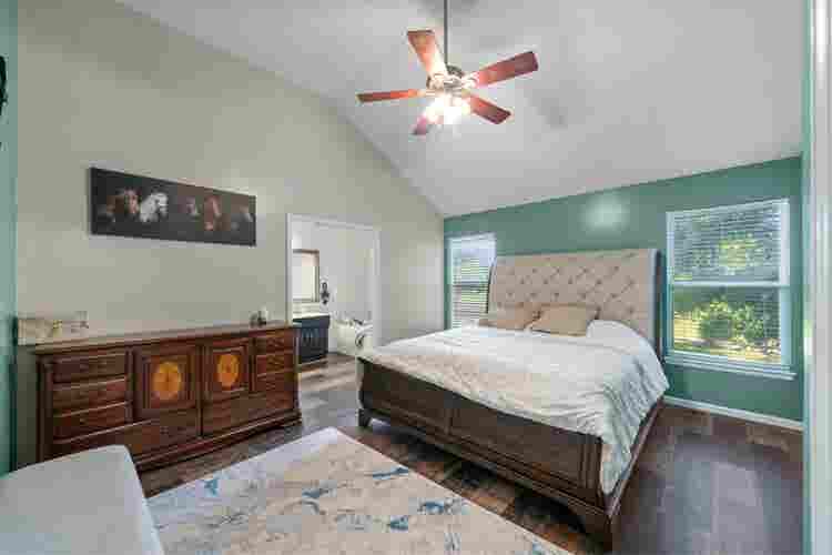 Spacious .5 bathroom