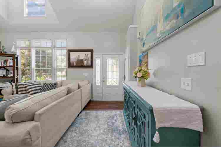 Spacious .5 bathroom