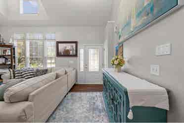 Spacious .5 bathroom