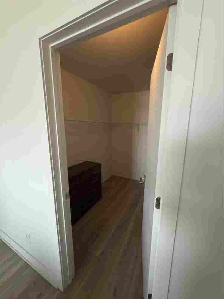 🌟Beautiful Room for Rent-Penthouse