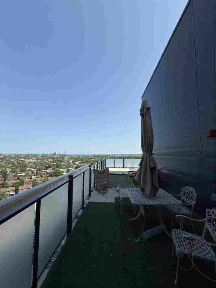 🌟Beautiful Room for Rent-Penthouse