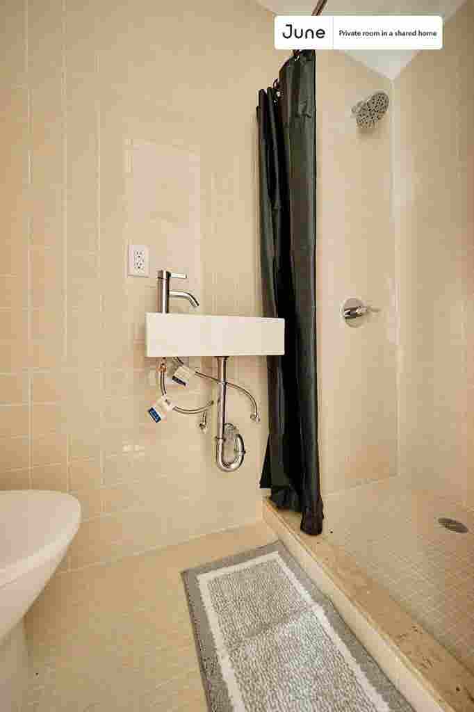 4 BR in New York City