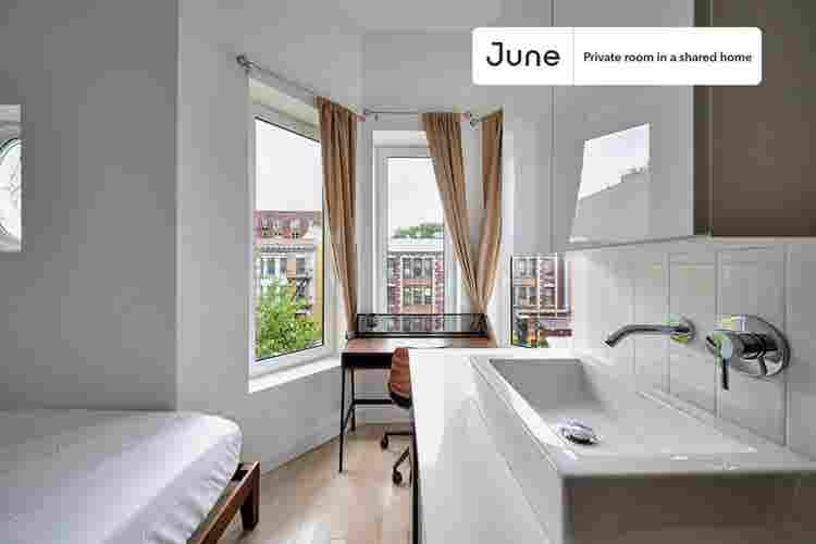 4 BR in New York City