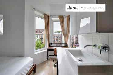 4 BR in New York City