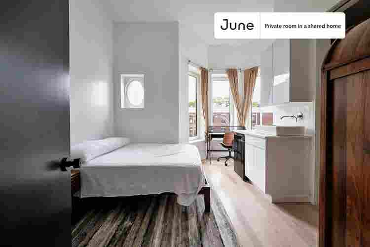 4 BR in New York City