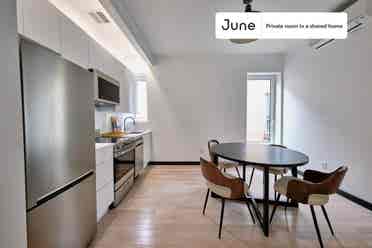 4 BR in New York City