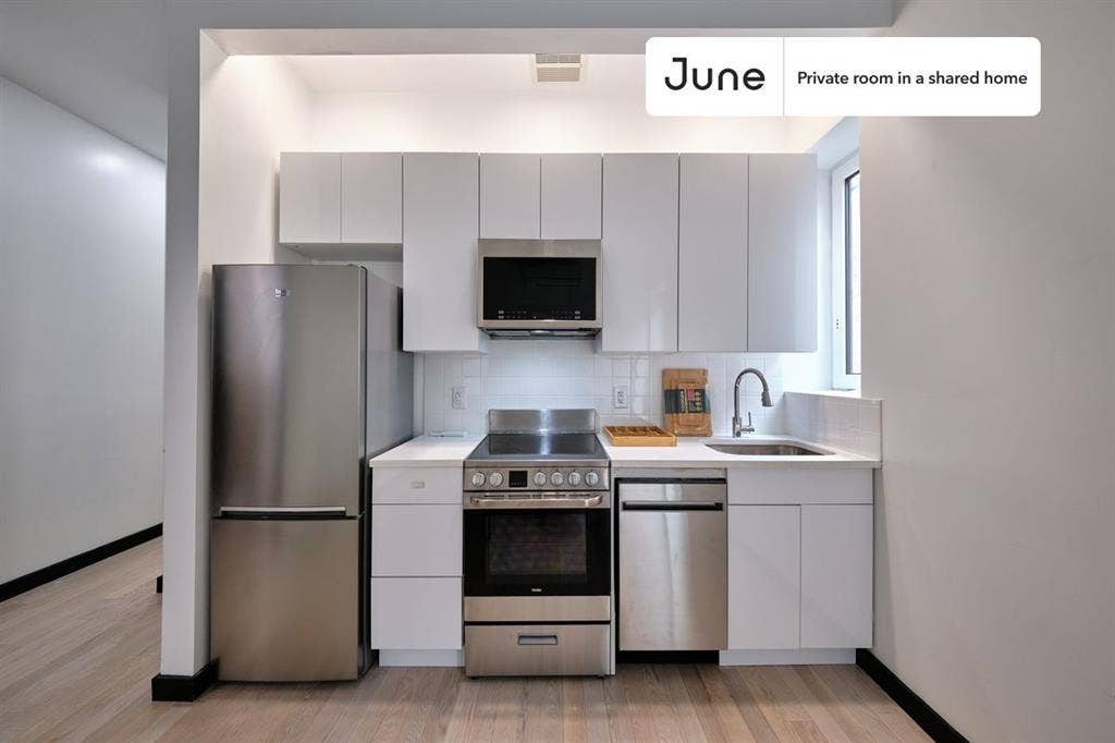 4 BR in New York City