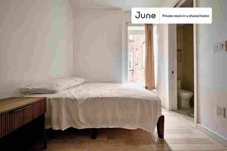 4 BR in New York City