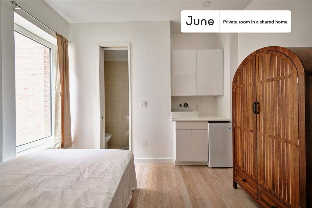 4 BR in New York City
