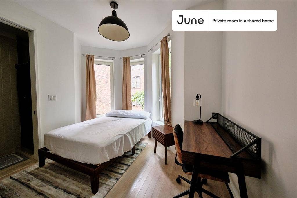 4 BR in New York City