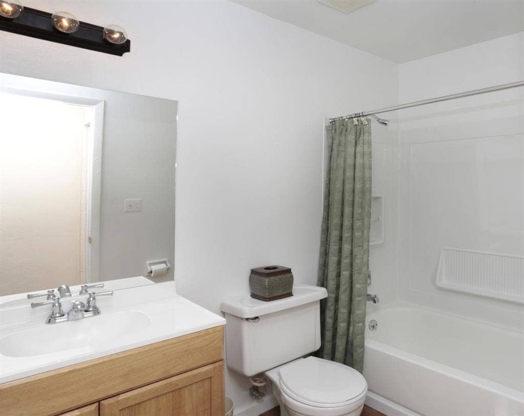 Looking for a sublease urgently