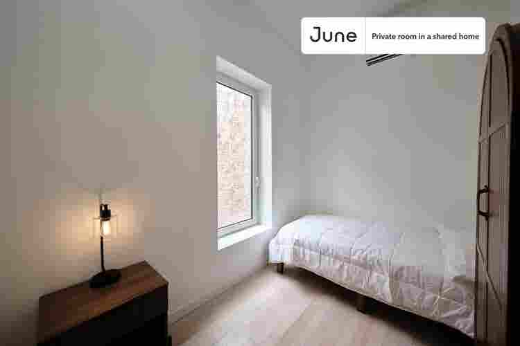 4 BR in New York City