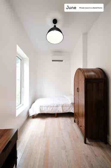 4 BR in New York City