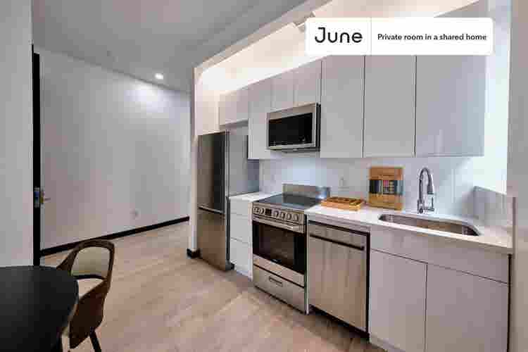 4 BR in New York City