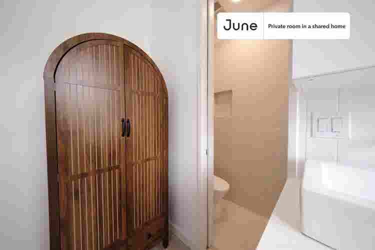 4 BR in New York City
