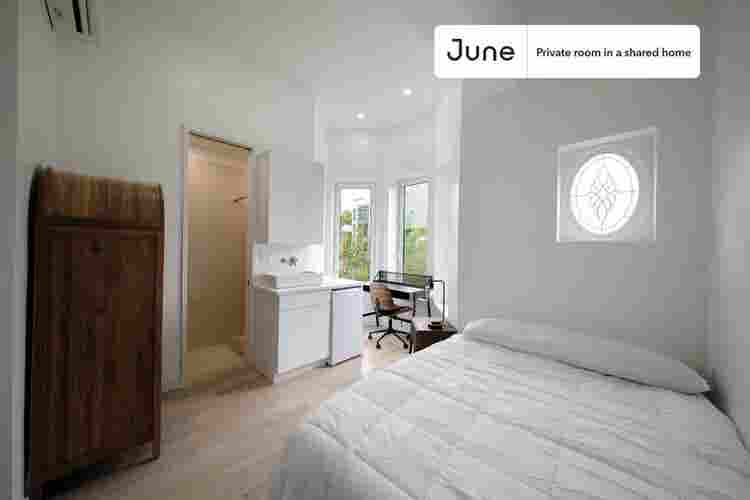4 BR in New York City