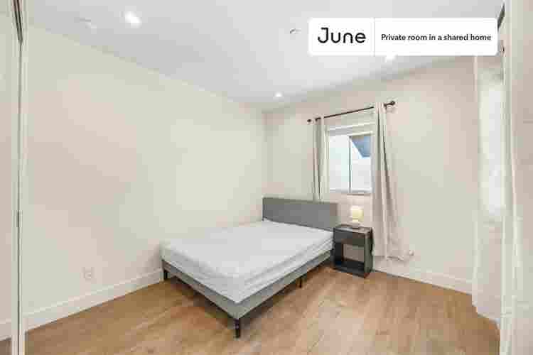 4 BR in Los Angeles