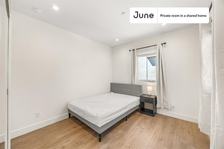 4 BR in Los Angeles