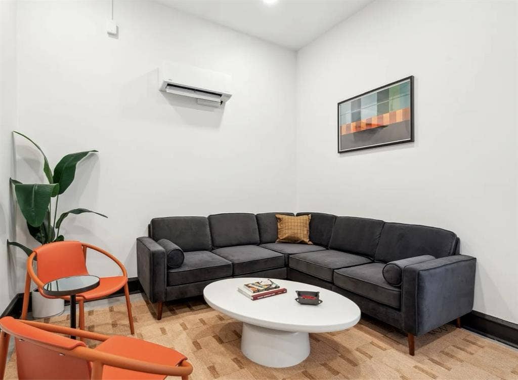 Cozy Studio | University city