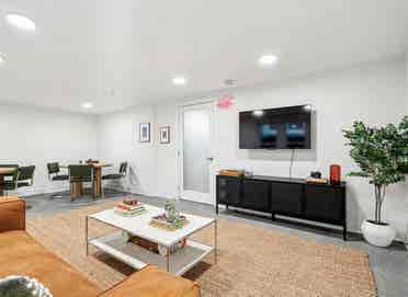 Cozy Studio | University city