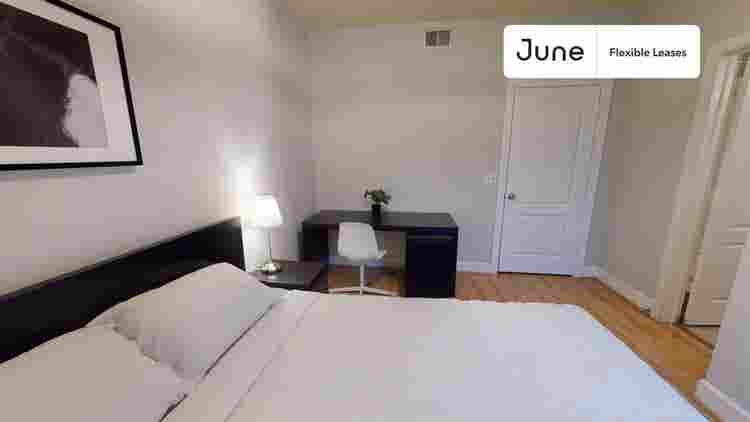 4 BR in Austin