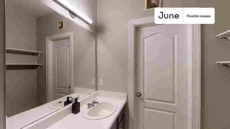 4 BR in Austin
