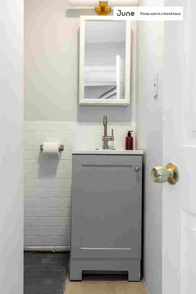 2 BR in Boston
