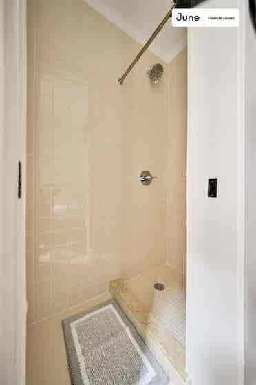 4 BR in New York City