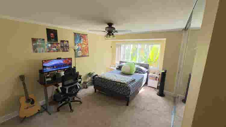 Private Master bedroom near UCSD