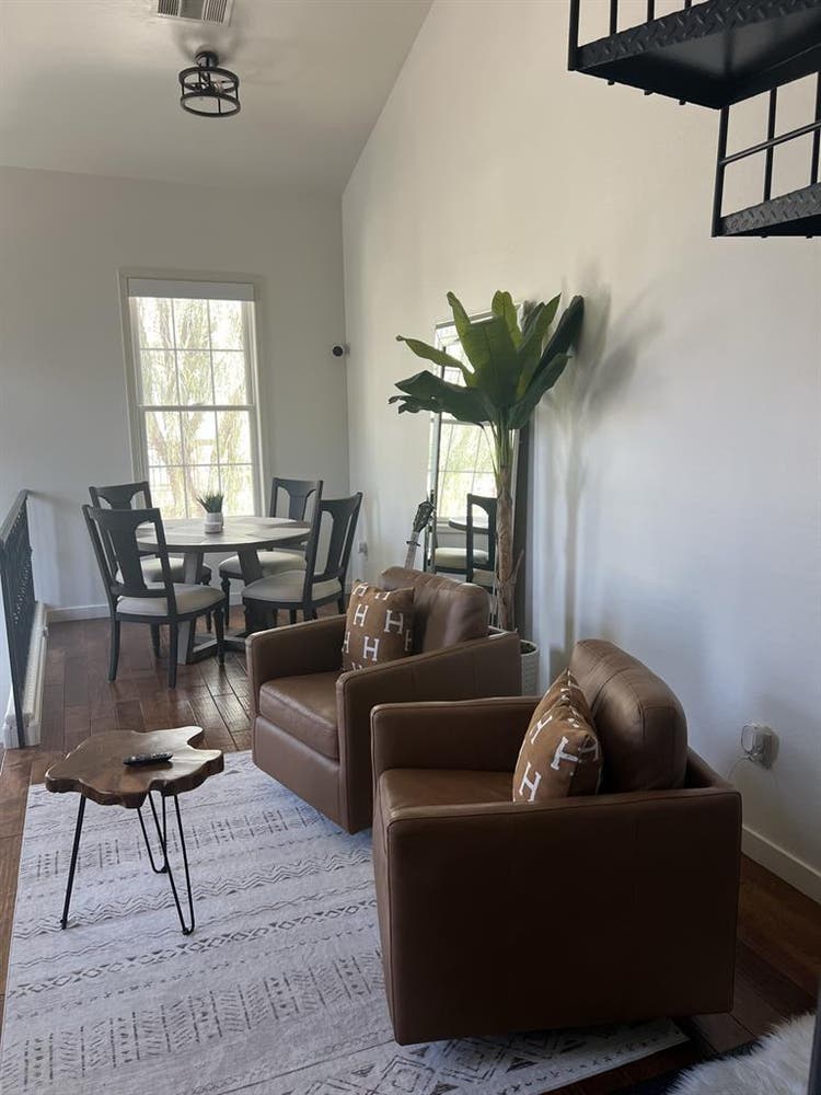 Fully furnished room for rent.