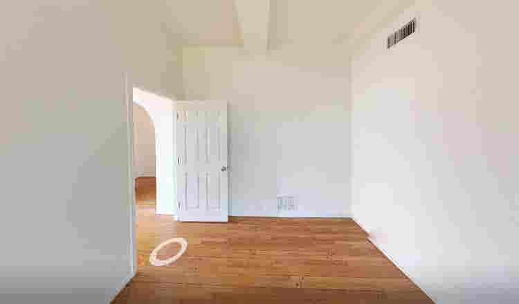 1 BR in Los Angeles