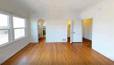 1 BR in Los Angeles