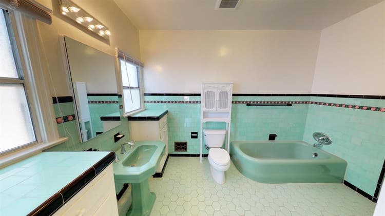 1 BR in Los Angeles