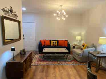 Private Room near The Domain