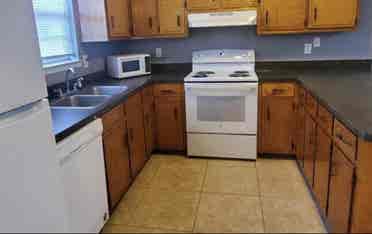 3 rooms for rent