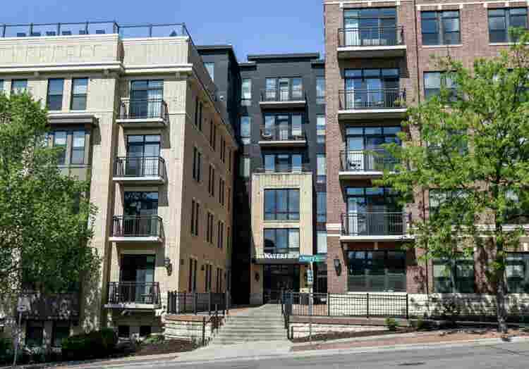 UW-Madison Waterfront Apartment