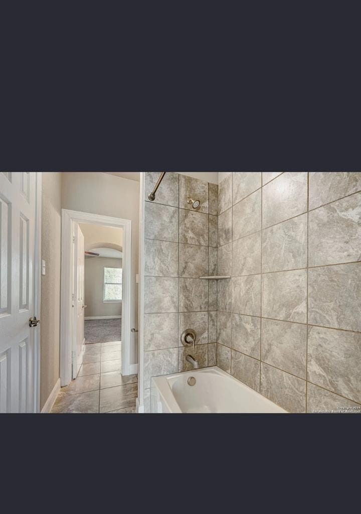 Jack and jill room in shared house