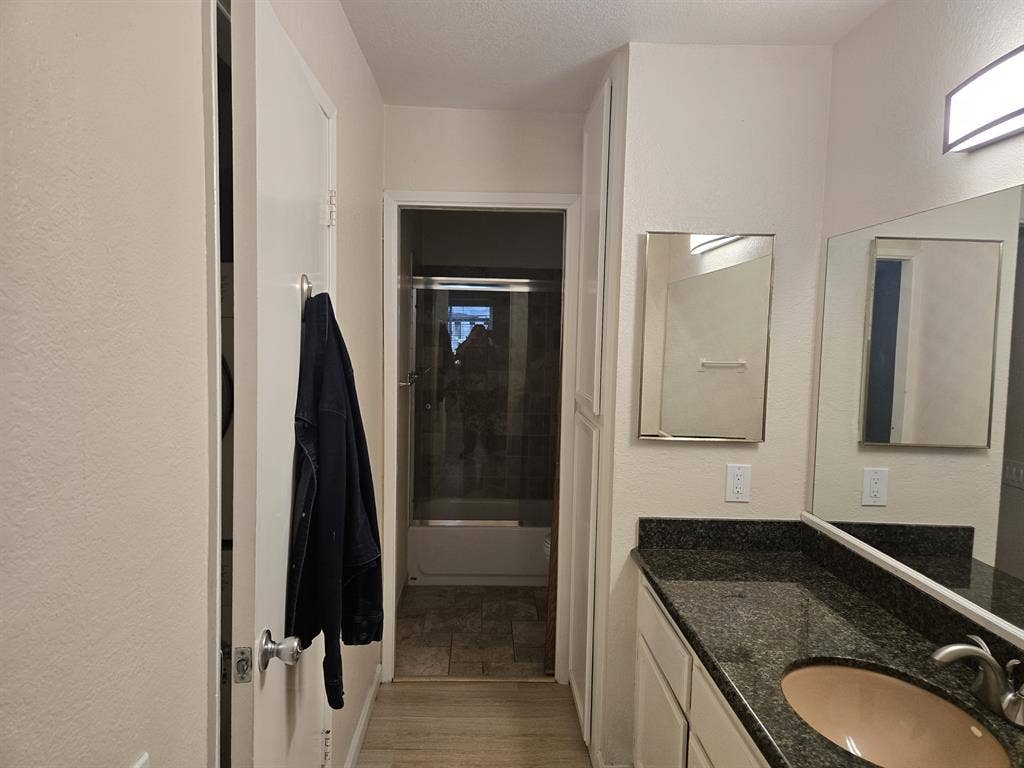 Private Room + Bathroom