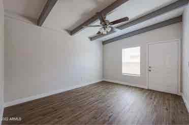 Cozy 2 Bedroom Townhousee